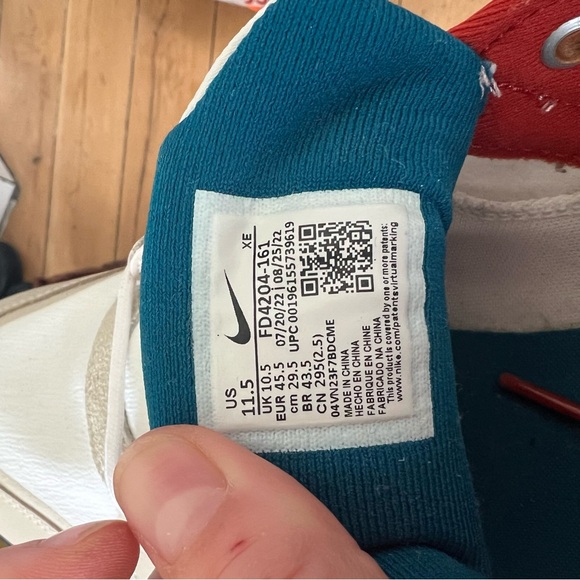 Nike OSG Men’s Like-new shoe - Picture 4 of 8